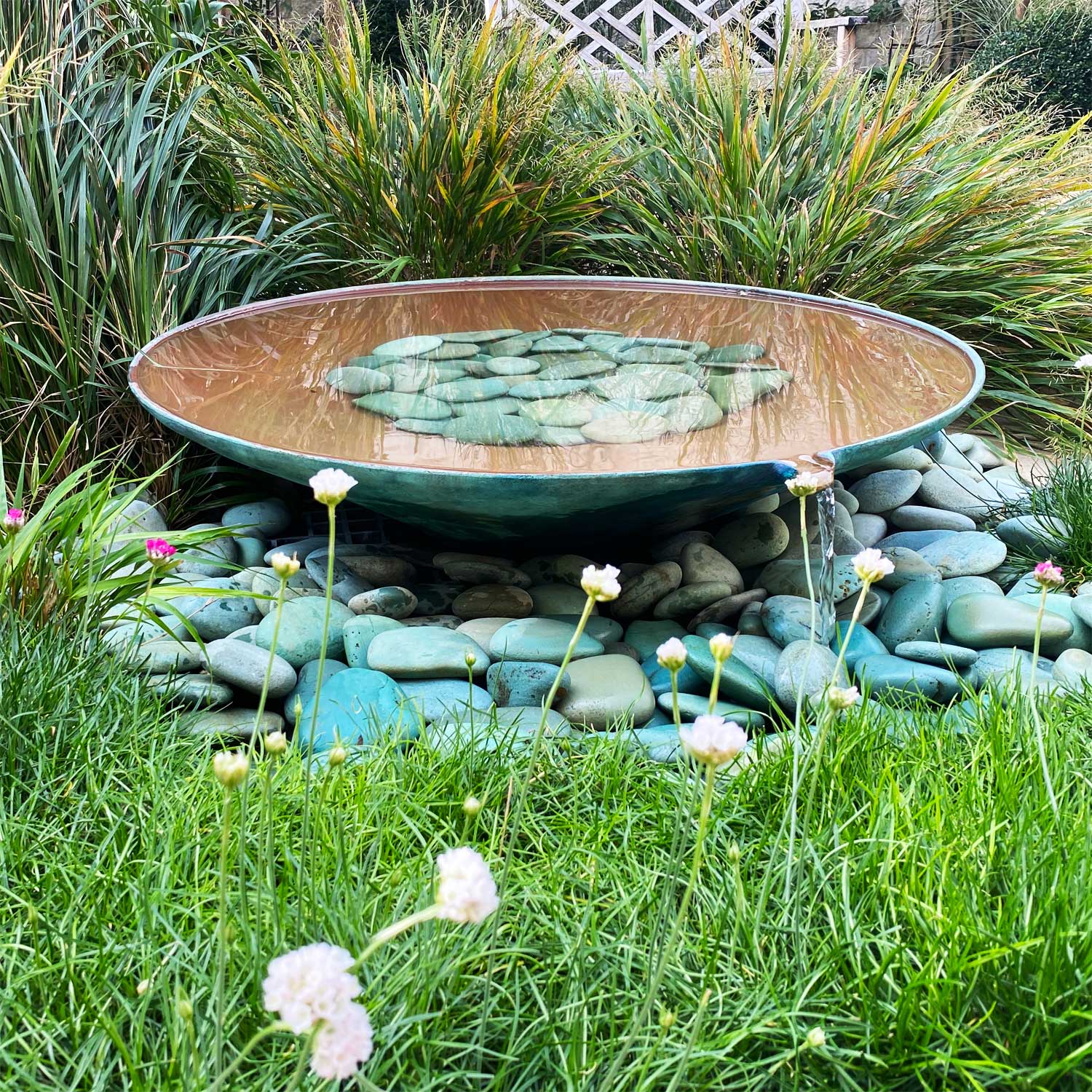 Claro Saucer water feature - Peter Eustance Symphonic Gardens
